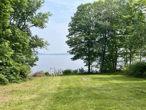 45 Douglas Drive, Newport, ME 04953