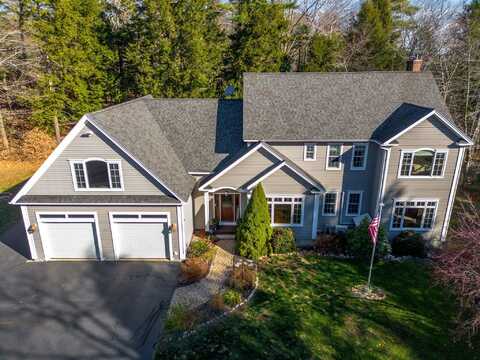 35 Cross Ridge Drive, Windham, ME 04062