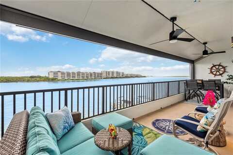 232 La Peninsula, NAPLES, FL 34113
