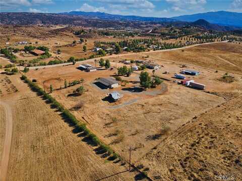 39521 San Ignacio Road, Hemet, CA 92544