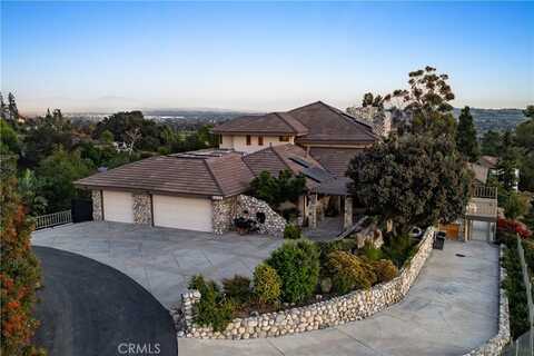 1436 La Riata Drive, La Habra Heights, CA 90631