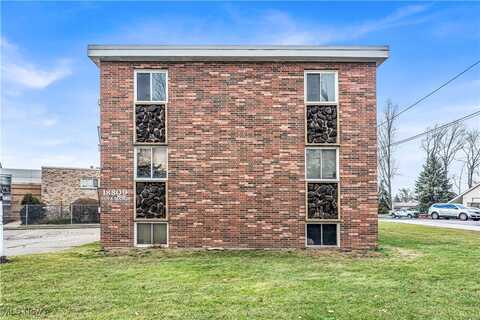 18809 Bella Drive, Cleveland, OH 44119