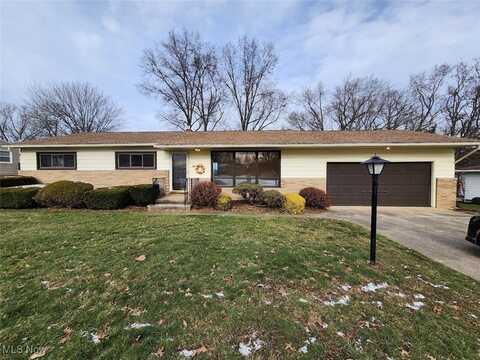 67 Moore Road, Akron, OH 44319