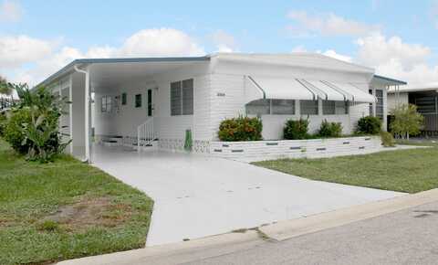 2329 York Dr, Sarasota, FL 34238