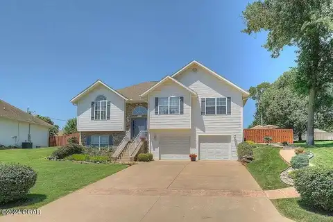 4234 Grand Avenue, Joplin, MO 64804