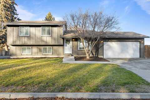 704 W 48th Avenue, Kennewick, WA 99337