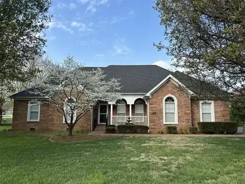 1507 Cross Breeze Court, Bowling Green, KY 42104