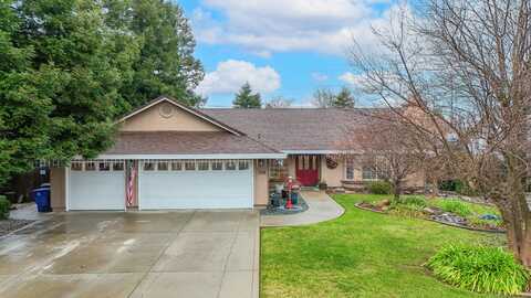 2314 Castlewood Drive, Redding, CA 96002