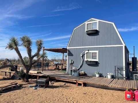 17175 S Jesse James Road, Yucca, AZ 86438