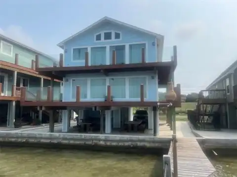 1022 Bayshore Drive, Ingleside, TX 78362