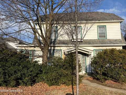 979 Washington Avenue, Albany, NY 12206