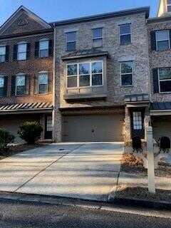 290 Bakerstone Lane, Suwanee, GA 30024