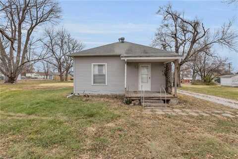 709 N Cleveland Street, Ottawa, KS 66067