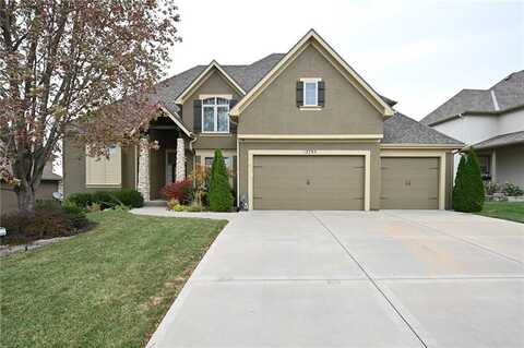 12795 Apple Blossom Drive, Platte City, MO 64079