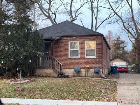 35 Lee Avenue, Ferguson, MO 63135