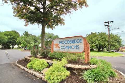 206 Woodbridge Commons Way, Iselin, NJ 08830