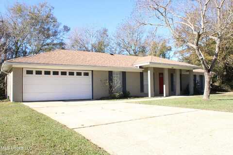 1301 Churchill Drive, Ocean Springs, MS 39564