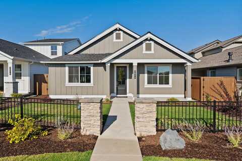 3974 NE Oakside Loop, Bend, OR 97701