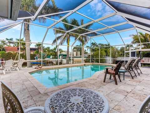1660 Sandpiper, NAPLES, FL 34102