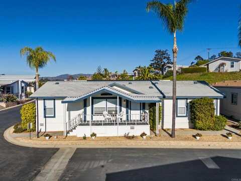 525 W El Norte Parkway, Escondido, CA 92026