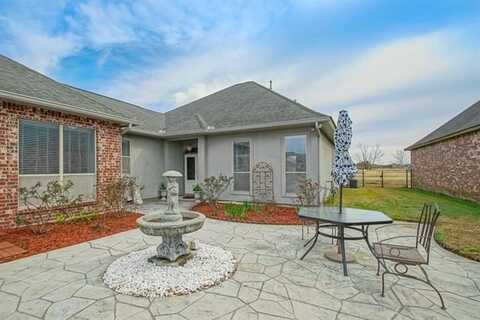 5185 COURTYARD Drive, Gonzales, LA 70737