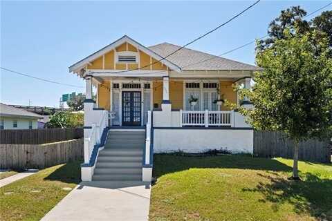 2724 CLOVER Street, New Orleans, LA 70122