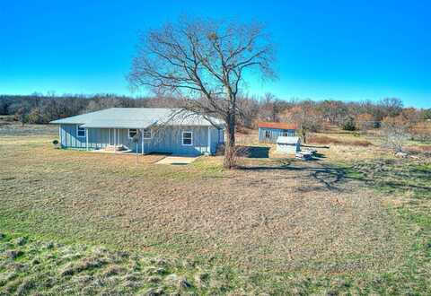 37106 Lake Road, Shawnee, OK 74801