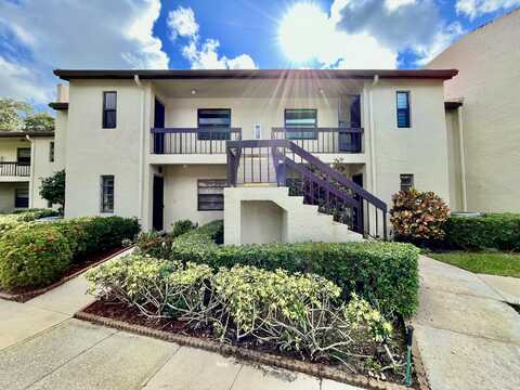 8440 Casa Del Lago, Boca Raton, FL 33433