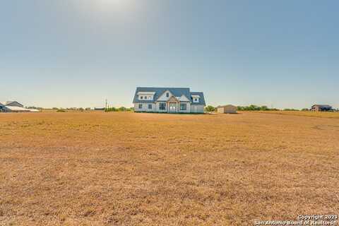 730 N Abbott Rd, Saint Hedwig, TX 78152