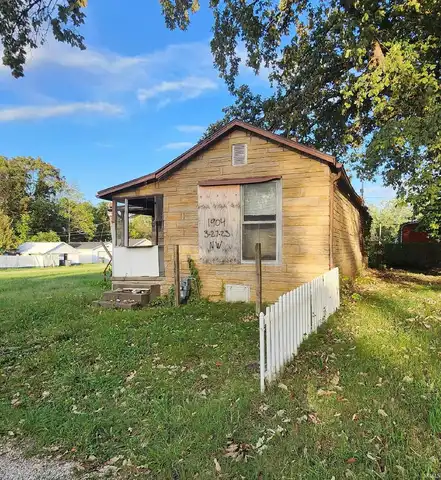 1904 S Kerth Avenue, Evansville, IN 47714