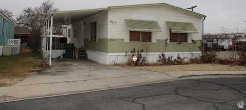 3923 S 1975 W, Roy, UT 84067