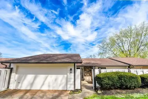 2933 S ONeal Drive, Bloomington, IN 47403