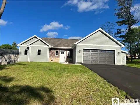 113 Warwick Road, West Ellicott, NY 14701