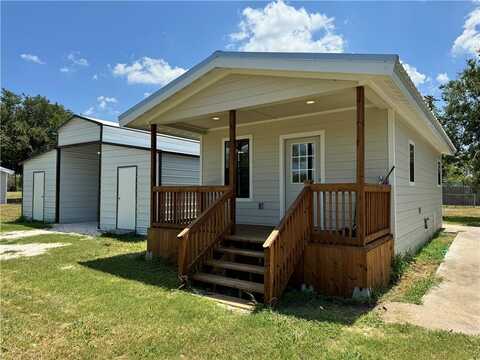 508 Wheeler Street, Three Rivers, TX 78071