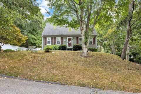 1 Huron Avenue, Mashpee, MA 02649