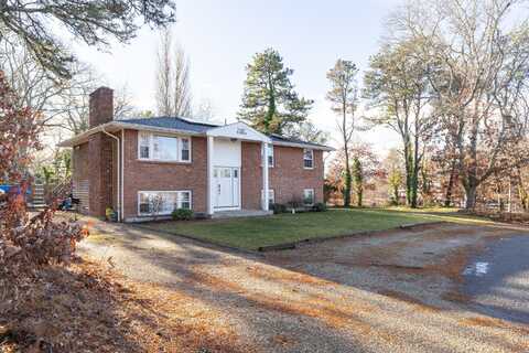 2 Davidson Avenue, South Dennis, MA 02660