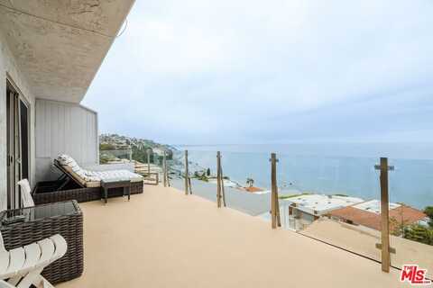 18203 Coastline Dr, Malibu, CA 90265