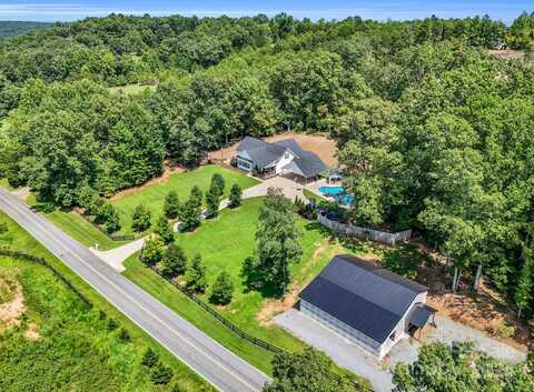 194 Lyles Pond Road, Rutherfordton, NC 28139