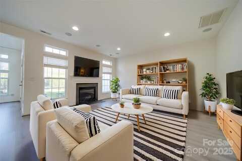 11628 Eastwind Drive, Charlotte, NC 28273