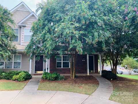 10132 Ballyclare Court, Charlotte, NC 28213