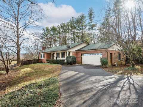 9 Carolewood Drive, Horse Shoe, NC 28742