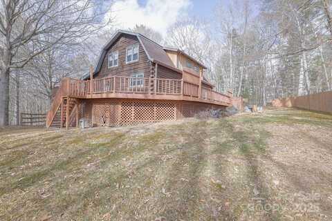 30 Log Cabin Trail, Horse Shoe, NC 28742