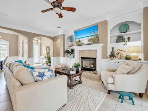 4735 Papaya Park, Destin, FL 32541