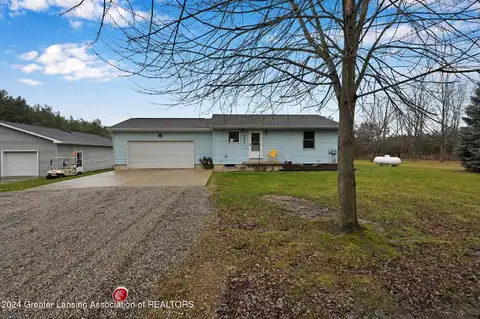 5400 S Forest Hill Road, Saint Johns, MI 48879