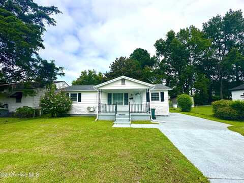 4462 W West Hines Street, Farmville, NC 27828