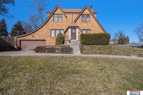 3002 Sargent Street, Omaha, NE 68112