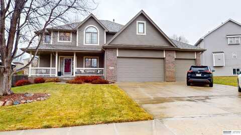 8528 S 99th Circle, La Vista, NE 68128