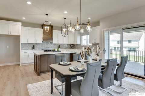 20710 Ellison Avenue, Elkhorn, NE 68022