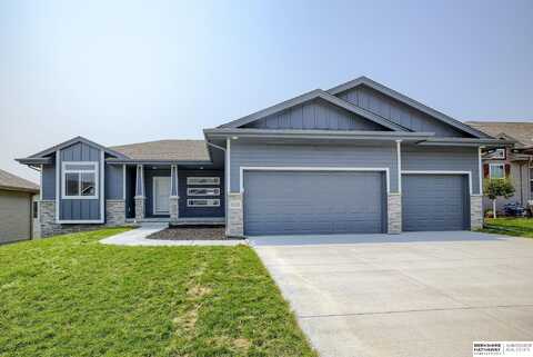 5110 N 208 Avenue, Elkhorn, NE 68022