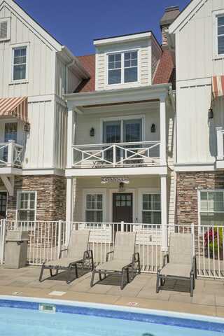 2057 Lake Street, Holland, MI 49424